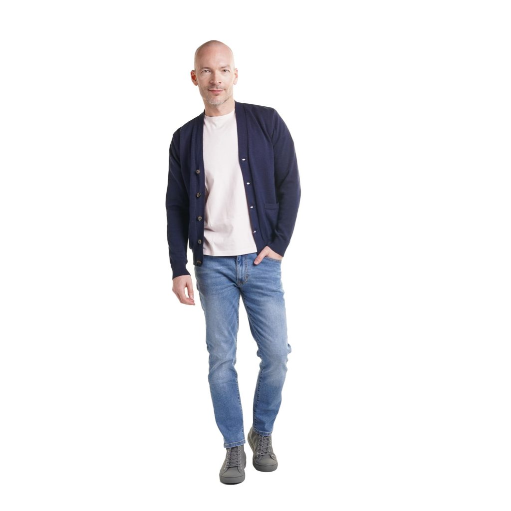 What to wear under a cardigan men