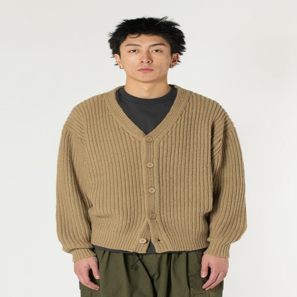 Boxy cardigan